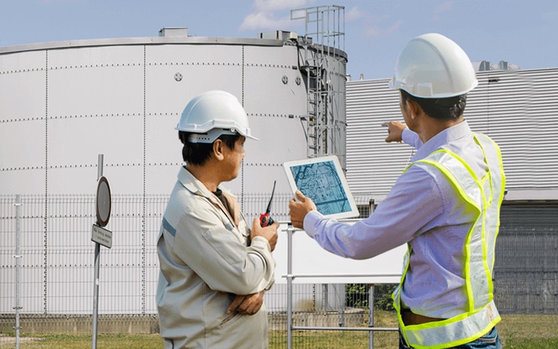Integrated refinery information system enables real-time decision making