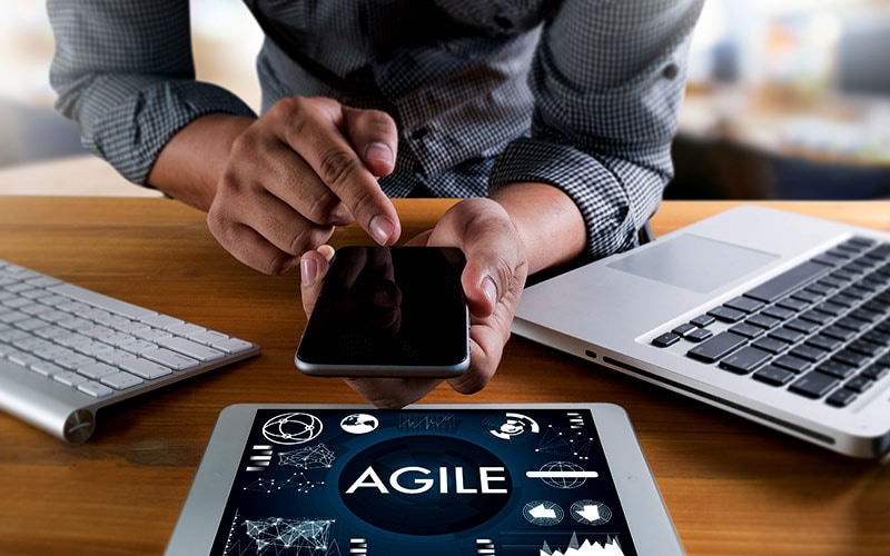 Driving End-user Technology Adoption with an Agile Mindset