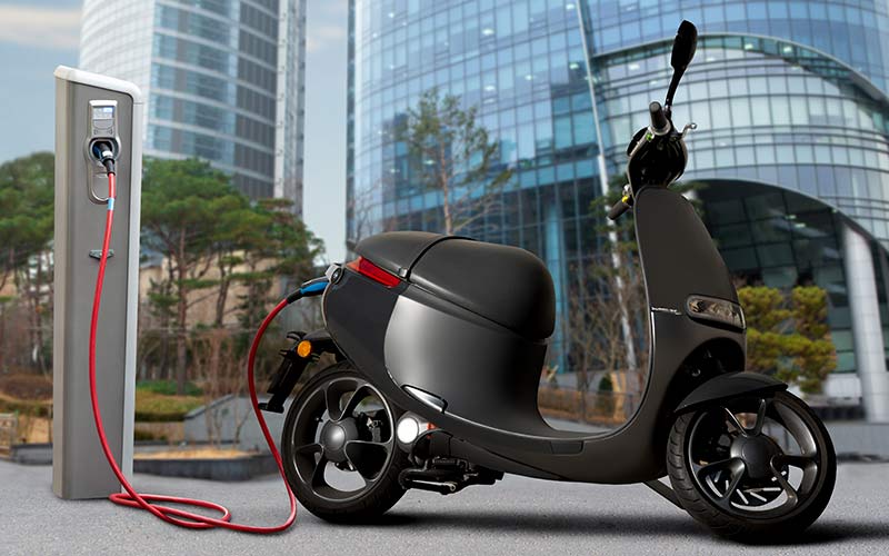 Electric Two Wheelers in India: An opportunity for Service and Consulting Firms