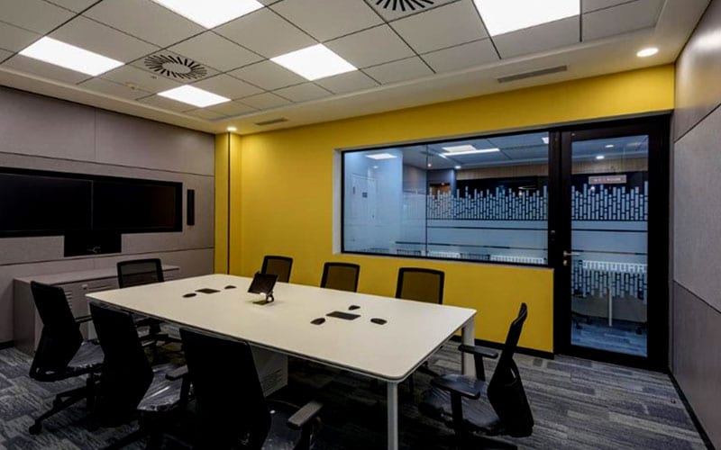 Hybrid meeting room