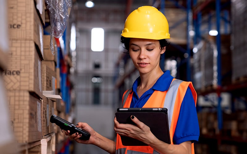 Improve efficiency and reduce operational cost in retail, warehousing, and logistics