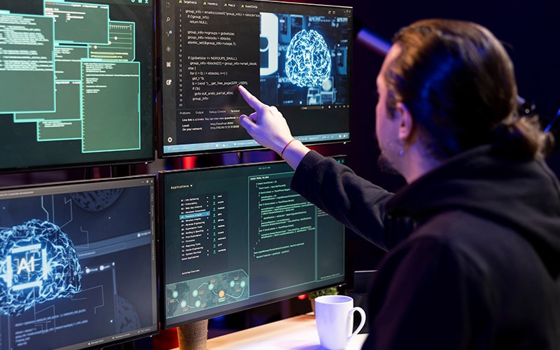 How rethinking core technology platforms can help manufacturers keep up to date