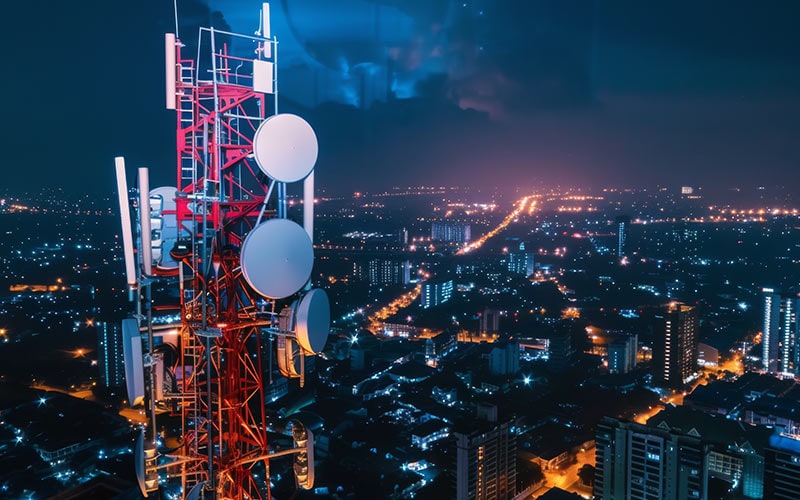 Strategies and tools for large-scale fiber deployment