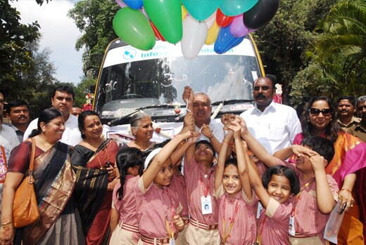 Infosys Foundation Donates Buses to Bal Bhavan Infosys Foundation Donates Buses to Bal Bhavan