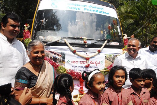 Infosys Foundation Donates Buses to Bal Bhavan Infosys Foundation Donates Buses to Bal Bhavan