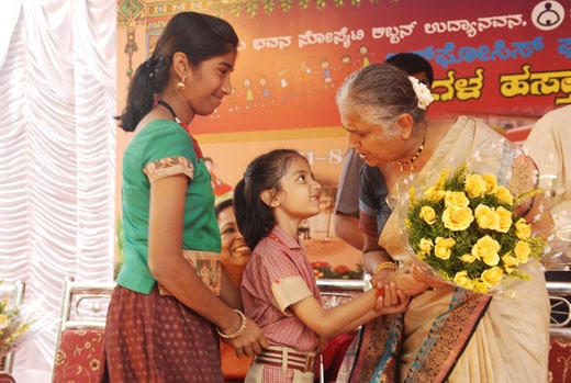 Infosys Foundation Donates Buses to Bal Bhavan Infosys Foundation Donates Buses to Bal Bhavan