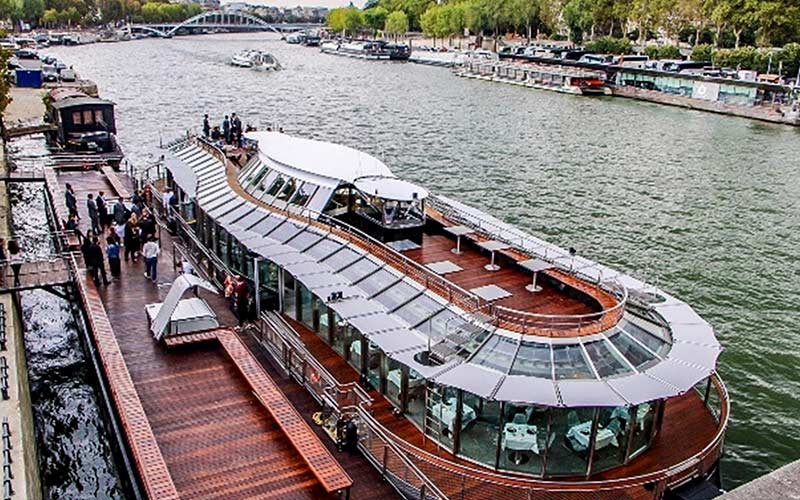 cruise boat