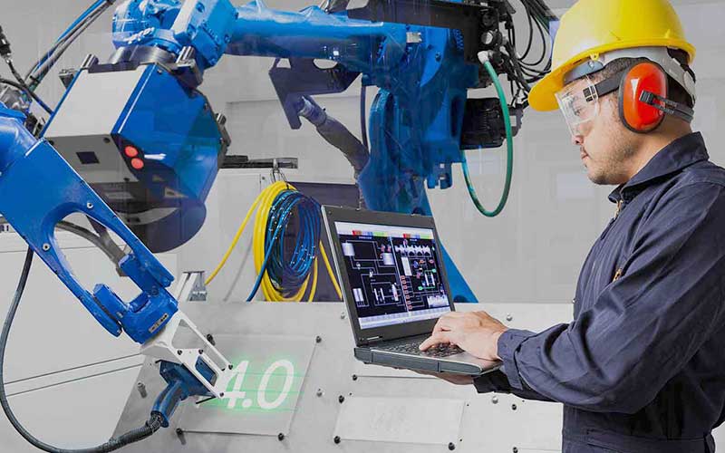 Preparing the Manufacturing Workforce to thrive in the 4th Industrial Revolution